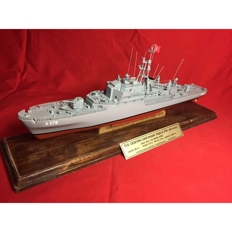 TCG CEZAYİRLİ GAZİ HASAN PAŞA A579 maketi 44 cm